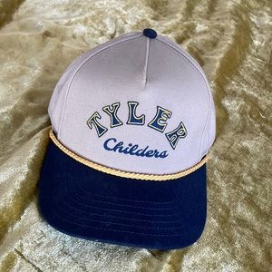 Tyler Childers send in the hounds tour trucker hat